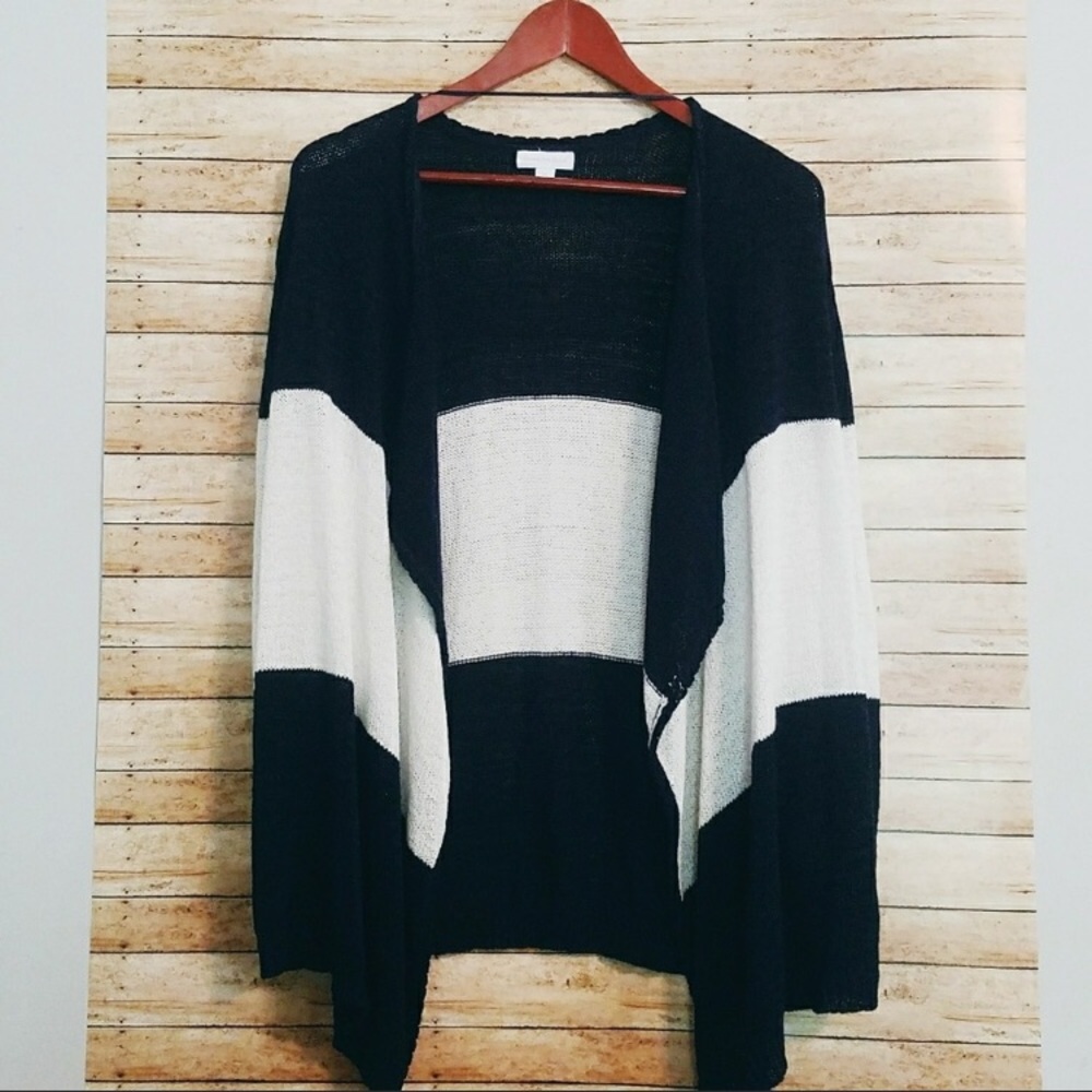 Open front knit cardigan